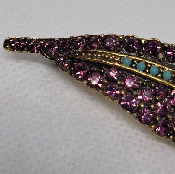 STUNNING Vintage Purple Rhinestone Turquoise Stone Gold Tone Leaf Brooch - Picture 6 of 15